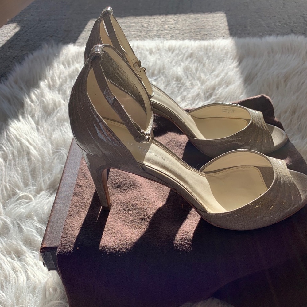 High heels - Picture 3 of 6